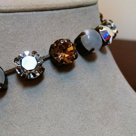 Sabika Retired Classics Vol. 3 Ladies Lunch Manhattan Choker - Picture 3 of 6